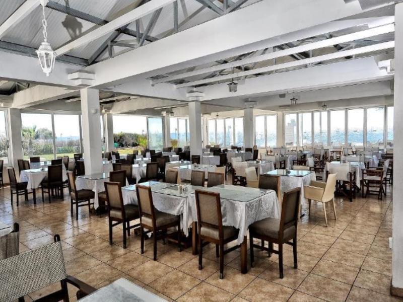Piere Anne Beach Hotel アヤナパ エクステリア 写真