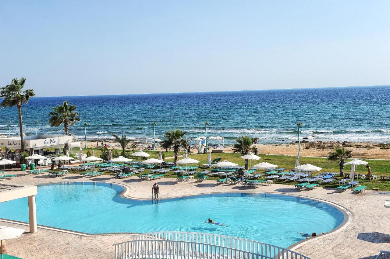 Piere Anne Beach Hotel アヤナパ エクステリア 写真