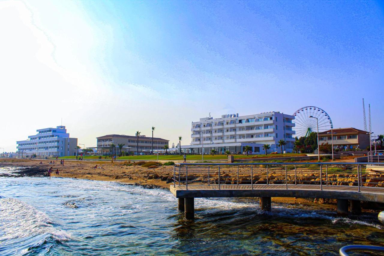 Piere Anne Beach Hotel アヤナパ エクステリア 写真