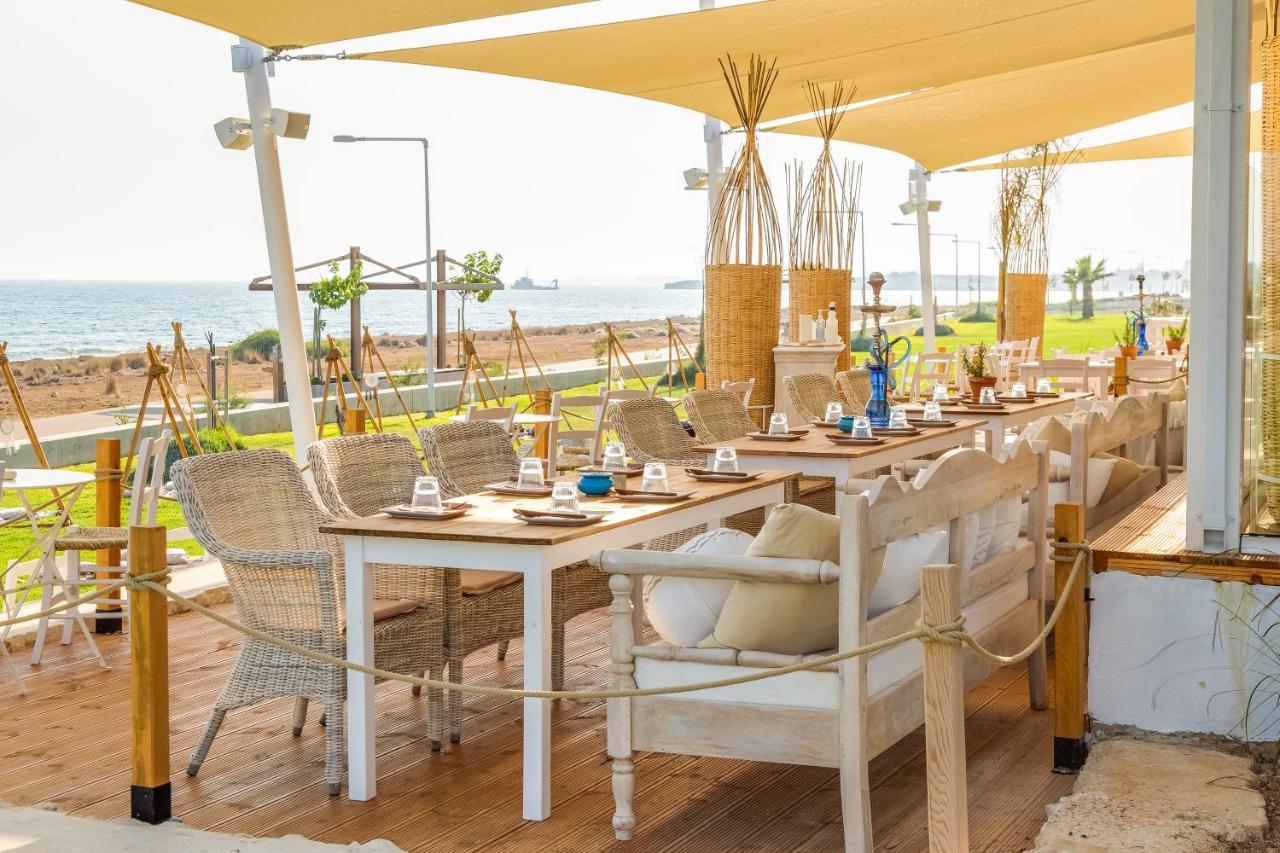 Piere Anne Beach Hotel アヤナパ エクステリア 写真